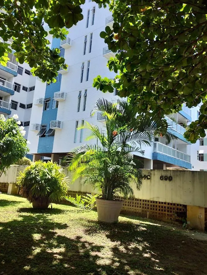 Apartamento Amplo A 700 Metros Da Praia Apartamento Recife
